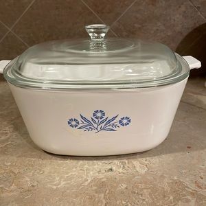 Cornflower 2 1/2 quart corning ware
